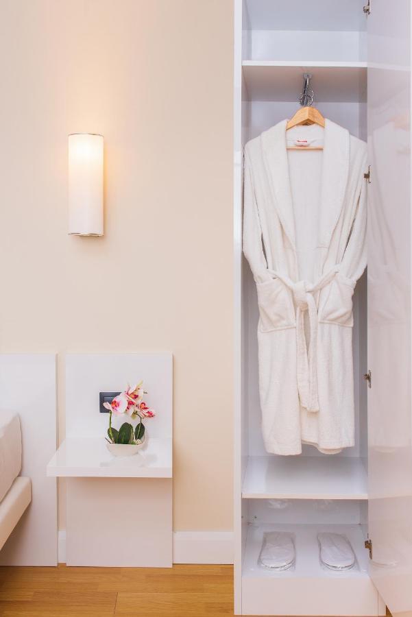 Orbi City Hotel Official Батумі Екстер'єр фото