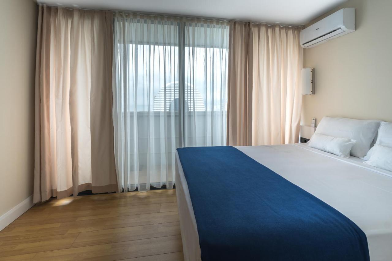 Orbi City Hotel Official Батумі Екстер'єр фото