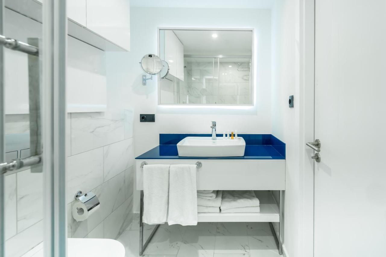 Orbi City Hotel Official Батумі Екстер'єр фото